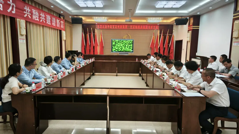 华润雪花啤酒集团一行莅临亚盛绿鑫集团考察交流